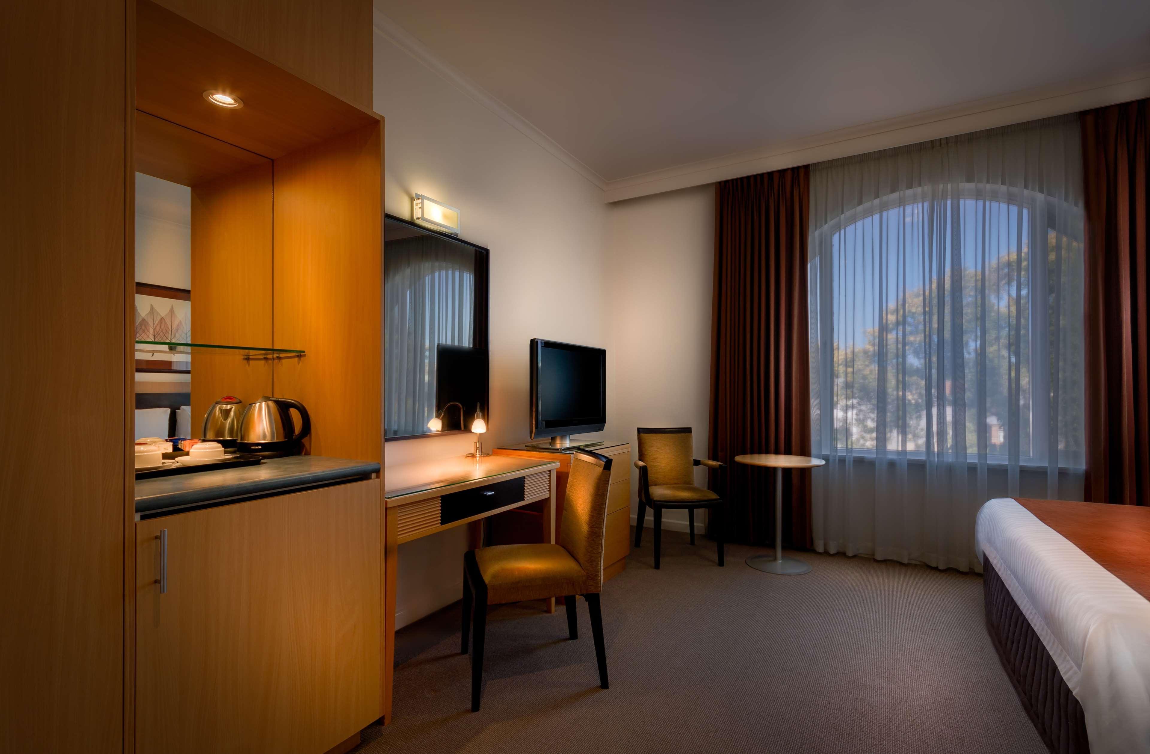 Best Western Plus Travel Inn Мелбърн Екстериор снимка