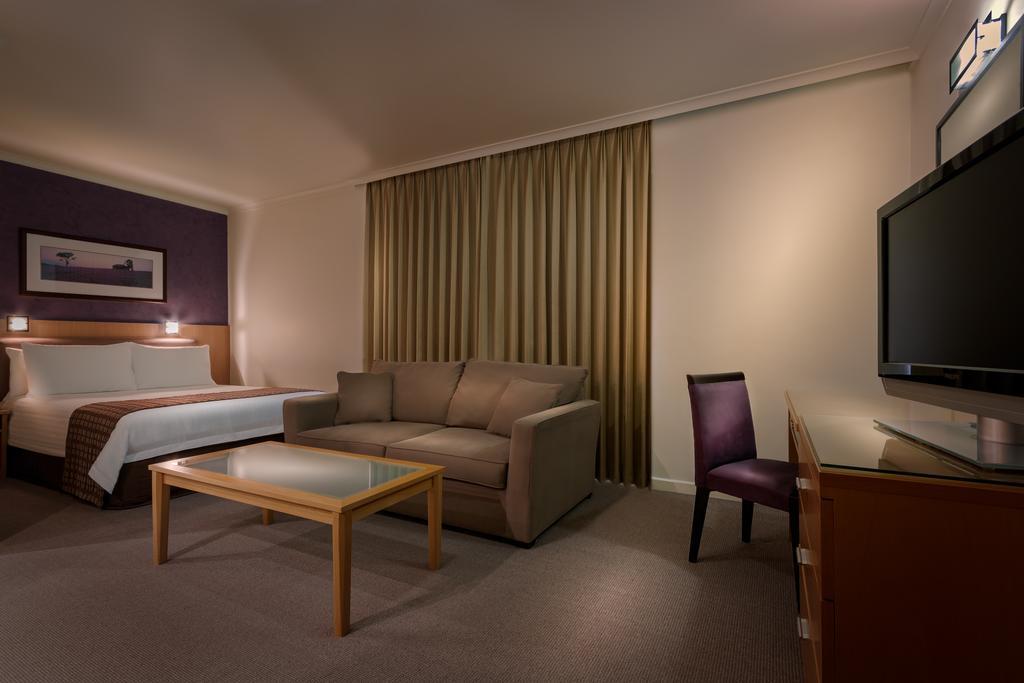 Best Western Plus Travel Inn Мелбърн Екстериор снимка